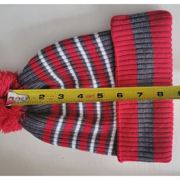 Holloway Red Striped Beanie Pom Pom Cuffed Embroidered "M" Stars America Unisex - Picture 7 of 7